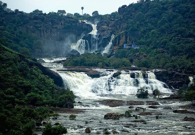 Banatheertham Falls